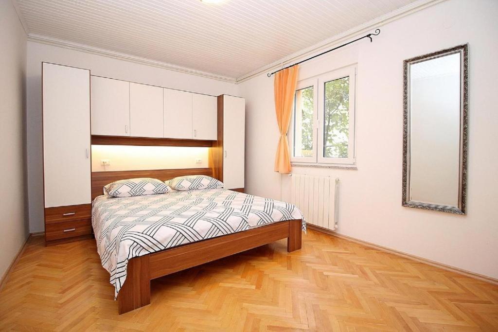 Villa Marietta Equino Donje Sitno ภายนอก รูปภาพ