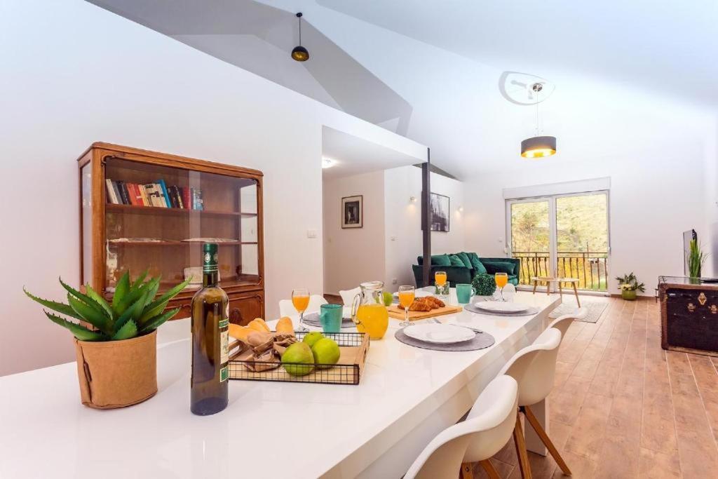 Villa Marietta Equino Donje Sitno ภายนอก รูปภาพ